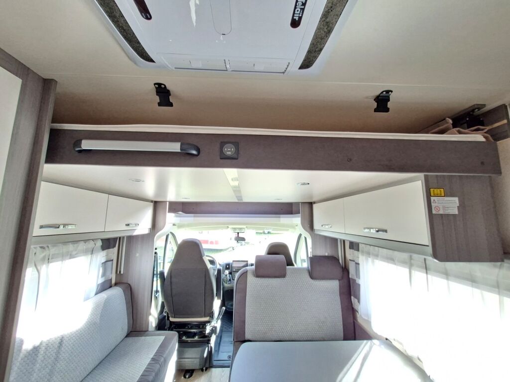 Hobby Optima Ontour T65 HKM 2021 Valkoinen