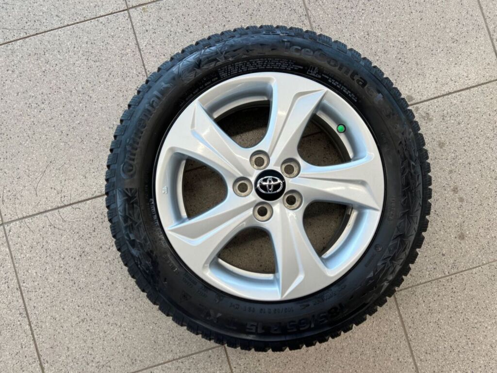 Toyota Yaris 2021 Valkoinen