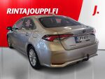 Toyota Corolla 2021 Keltainen