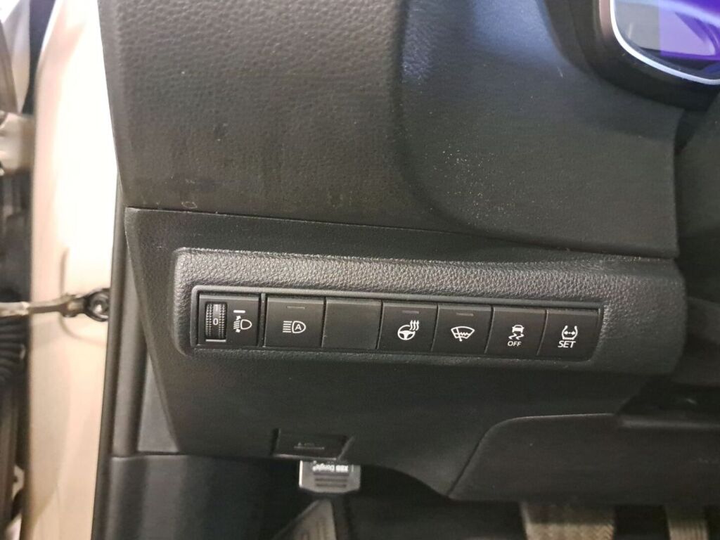 Toyota Corolla 2021 Keltainen
