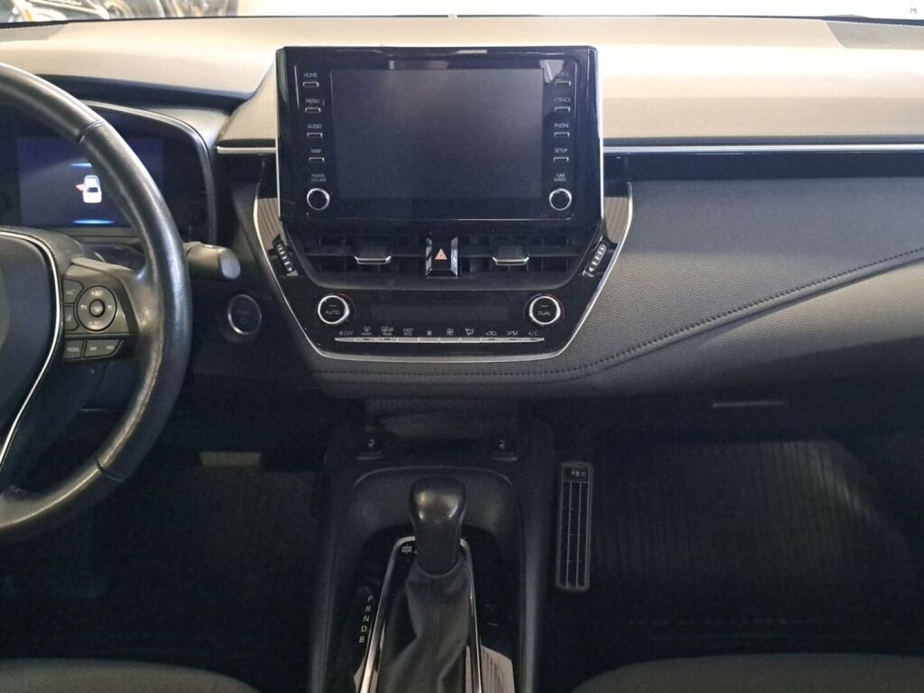 Toyota Corolla 2021 Keltainen