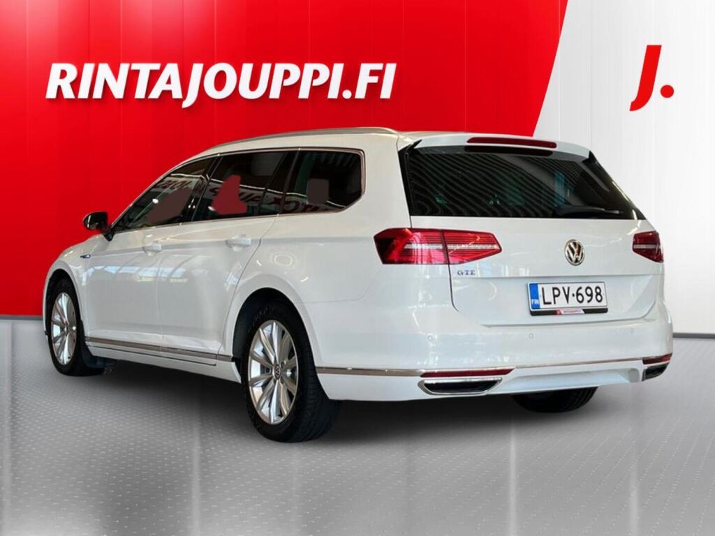 Volkswagen Passat 2018, photo 3/33