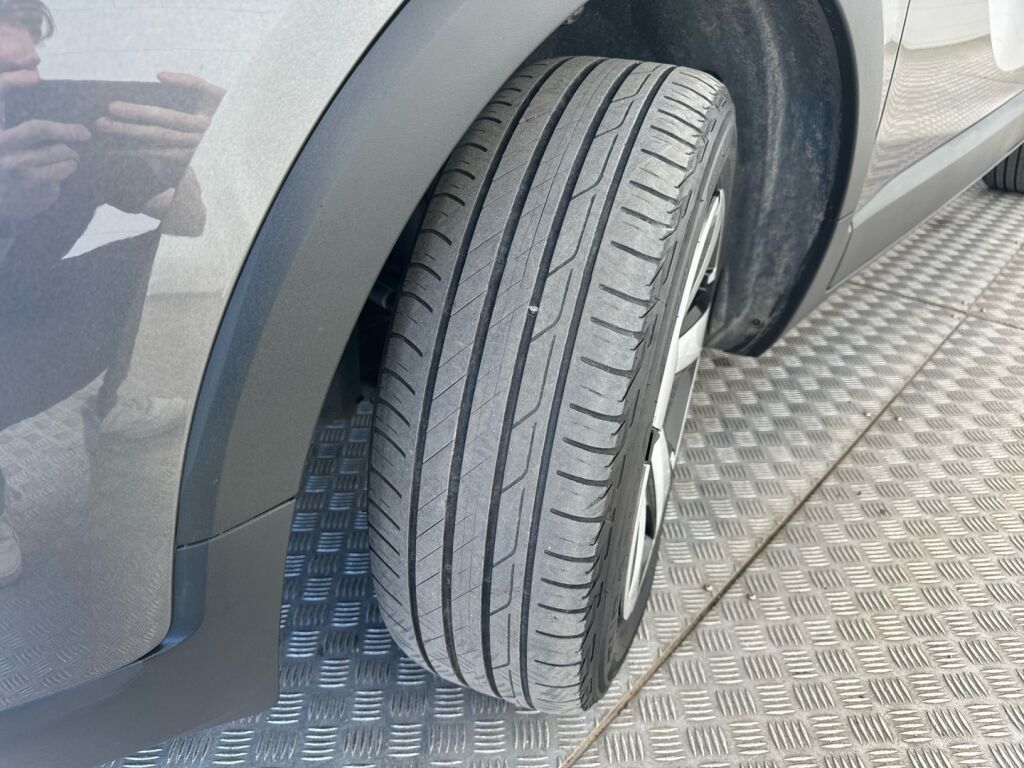 Opel Crossland 2021 Harmaa