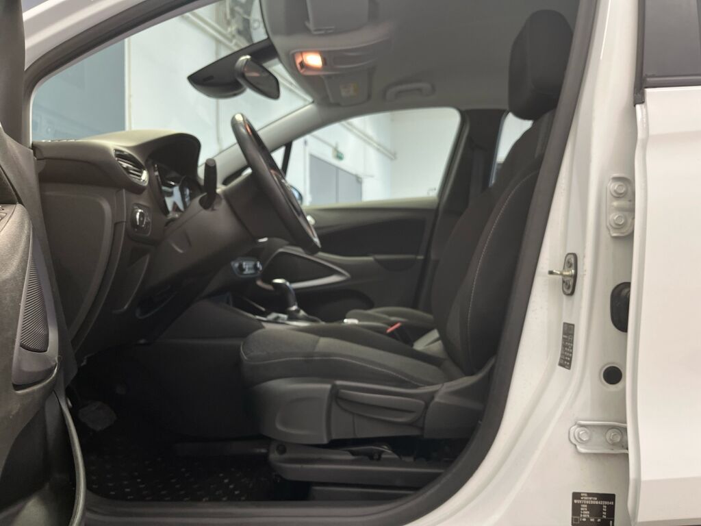 Opel Crossland 2021 Valkoinen