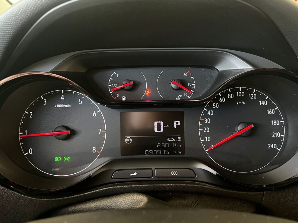 Opel Crossland 2021 Valkoinen