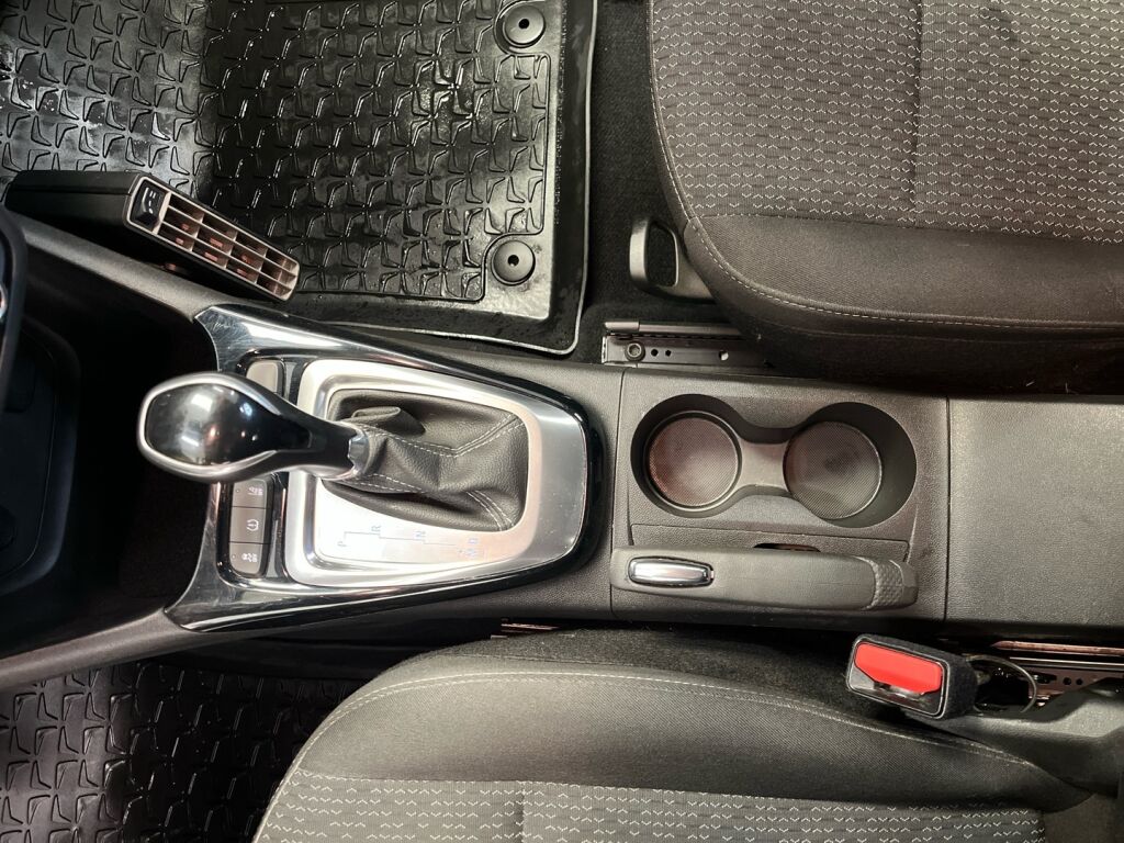 Opel Crossland 2021 Valkoinen