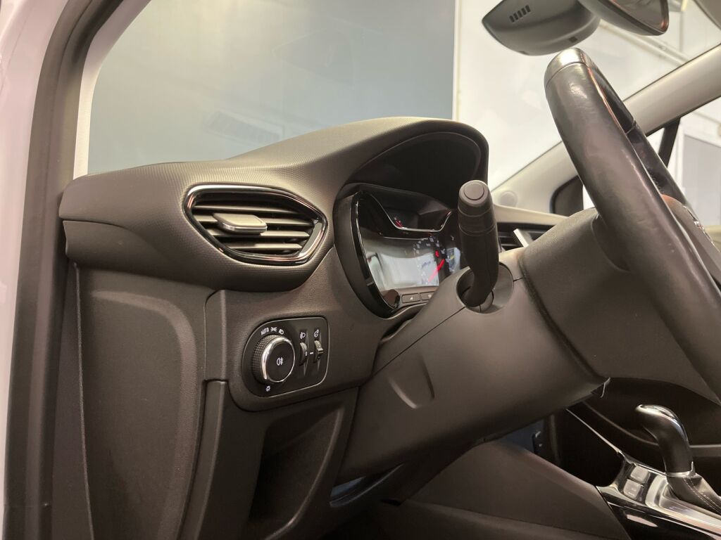 Opel Crossland 2021 Valkoinen