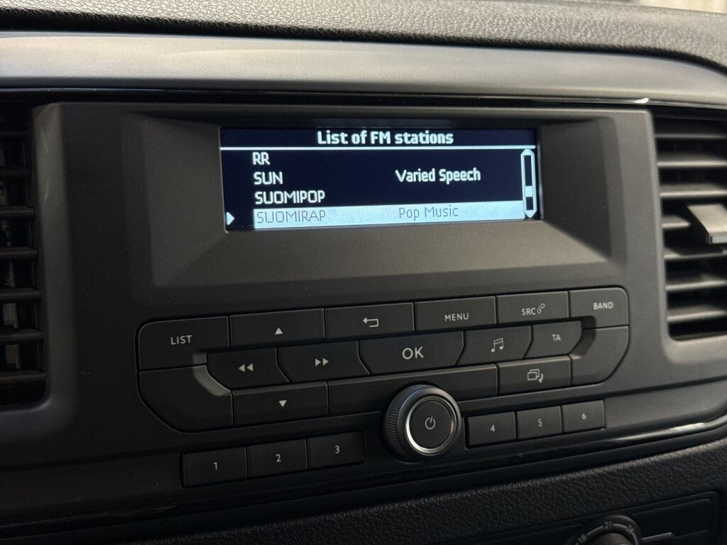 Opel Vivaro 2021 Valkoinen