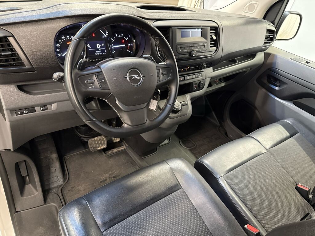 Opel Vivaro 2021 Valkoinen