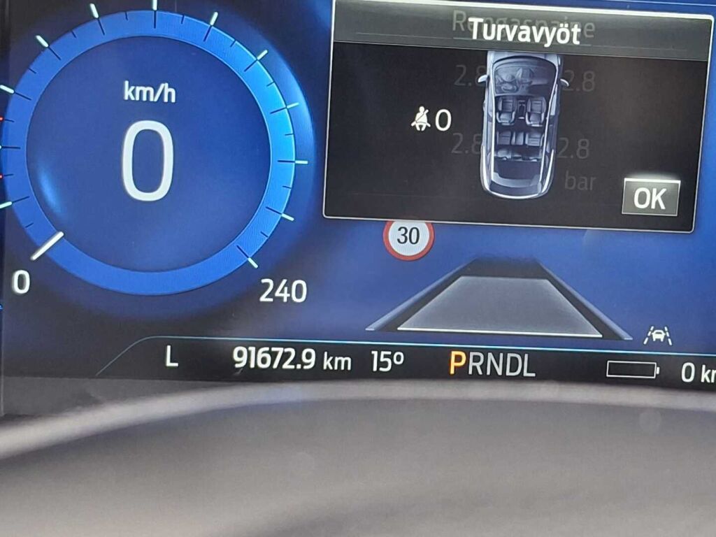 Ford Kuga 2020 Harmaa