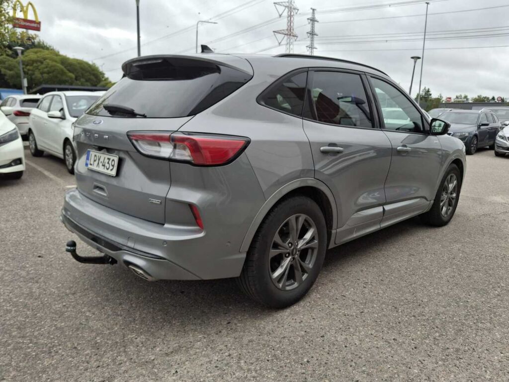 Ford Kuga 2020 Harmaa