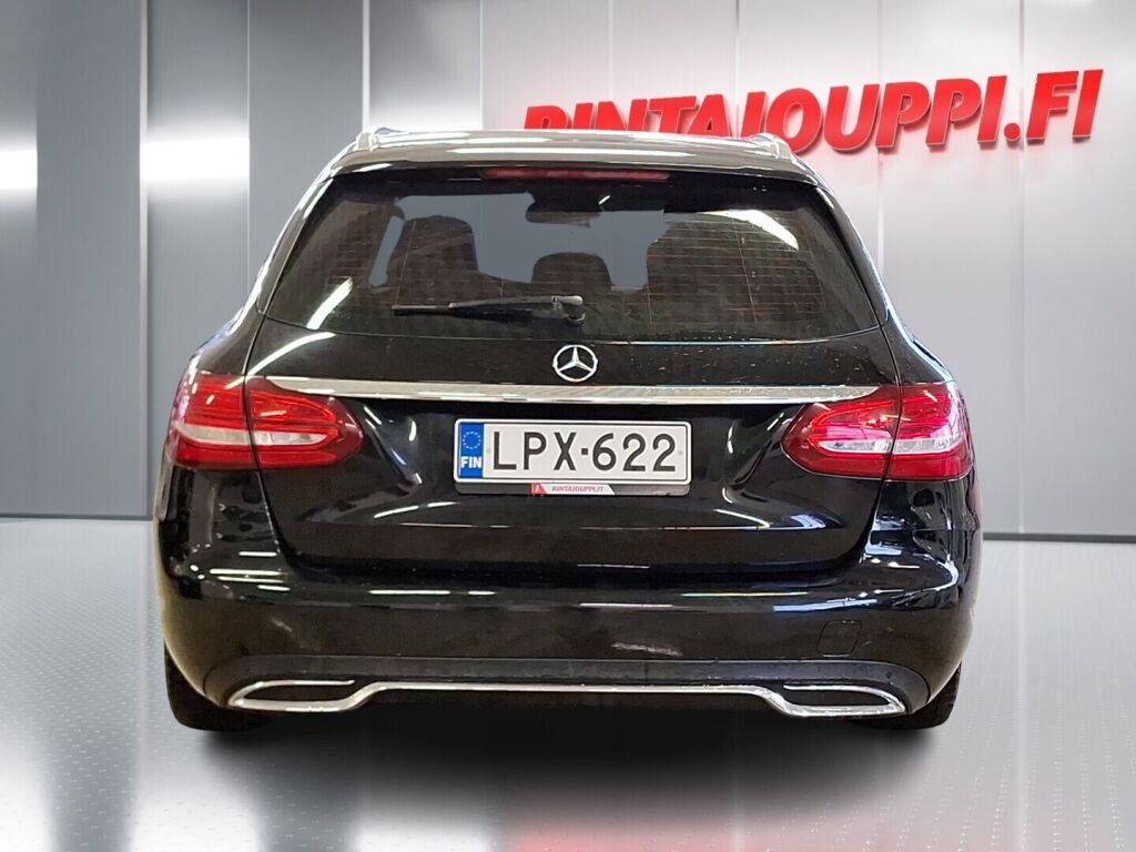 Mercedes-Benz C 2015 Musta