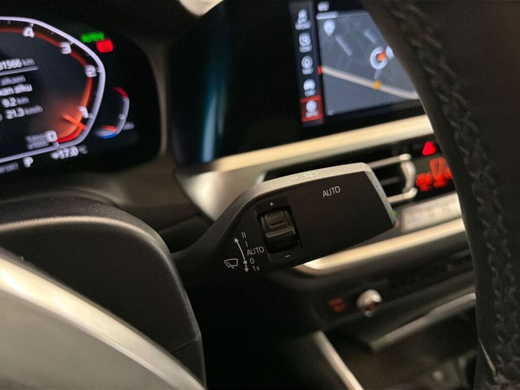 BMW M340d 2020 Keltainen