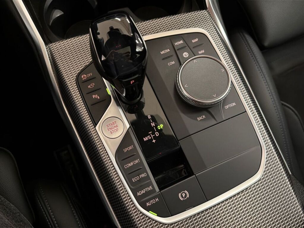 BMW M340d 2020 Keltainen