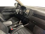 Mitsubishi Outlander PHEV 2016 Ruskea (beige)
