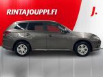 Mitsubishi Outlander PHEV 2016 Ruskea (beige)