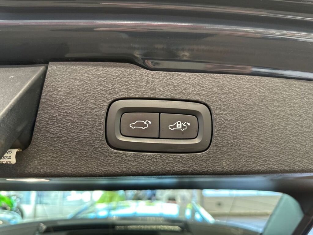 Volvo V60 2020 Harmaa