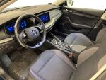 Skoda Octavia 2021 Sininen
