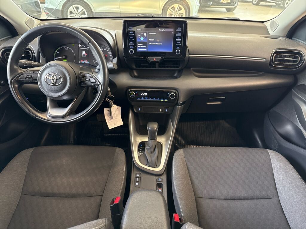 Toyota Yaris 2021 Valkoinen