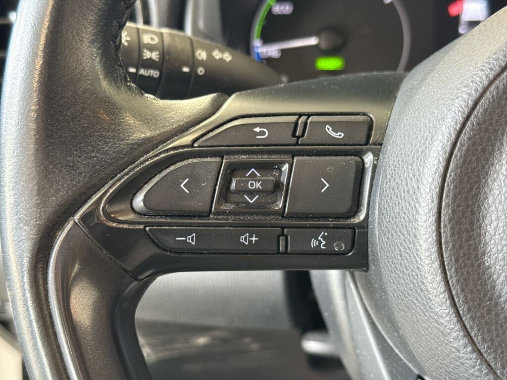 Toyota Yaris 2021 Valkoinen