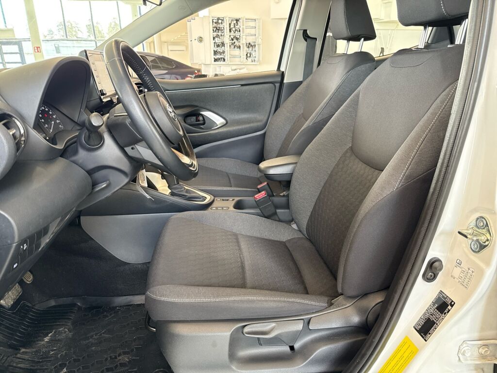 Toyota Yaris 2021 Valkoinen