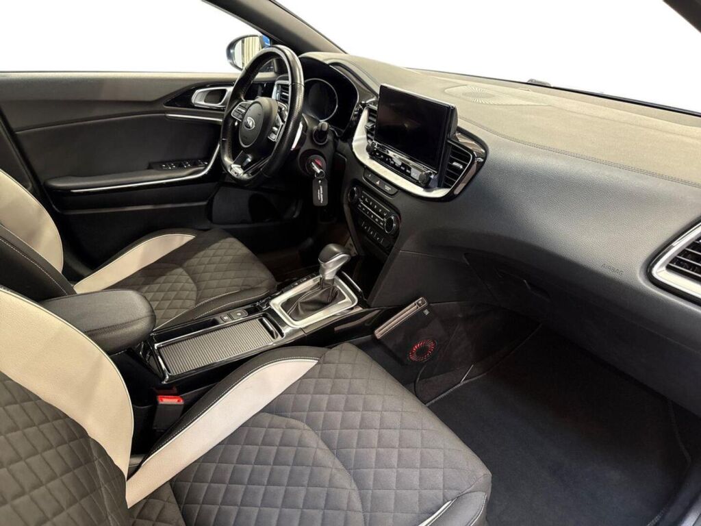 Kia ProCeed 2021 Sininen
