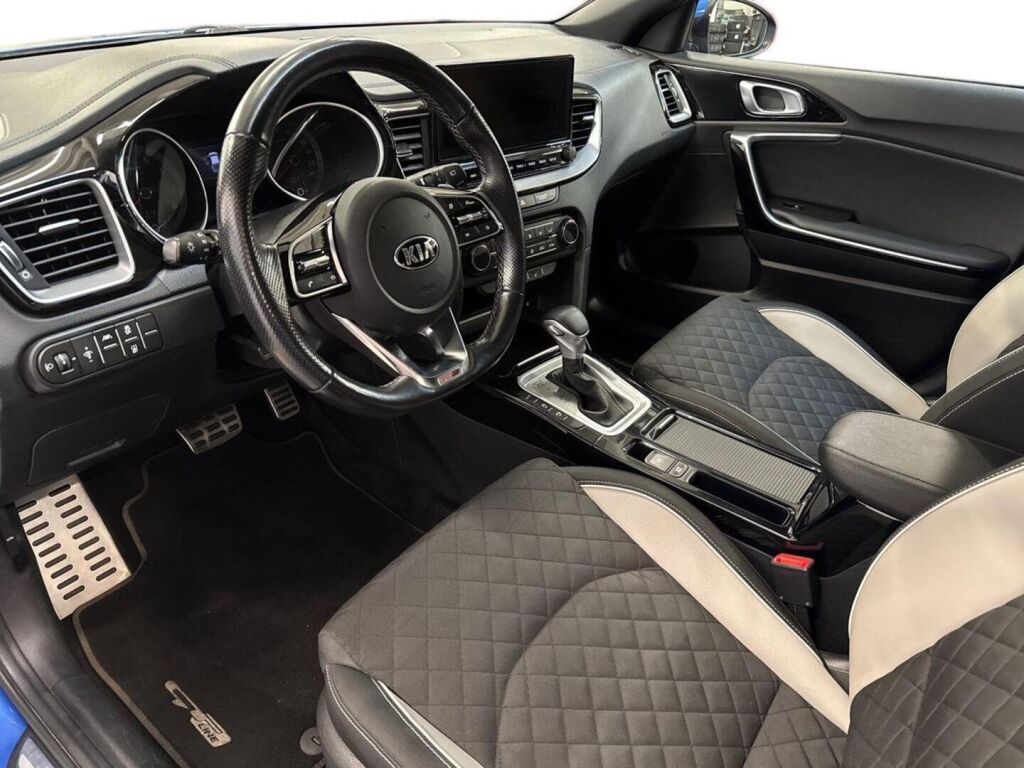 Kia ProCeed 2021 Sininen
