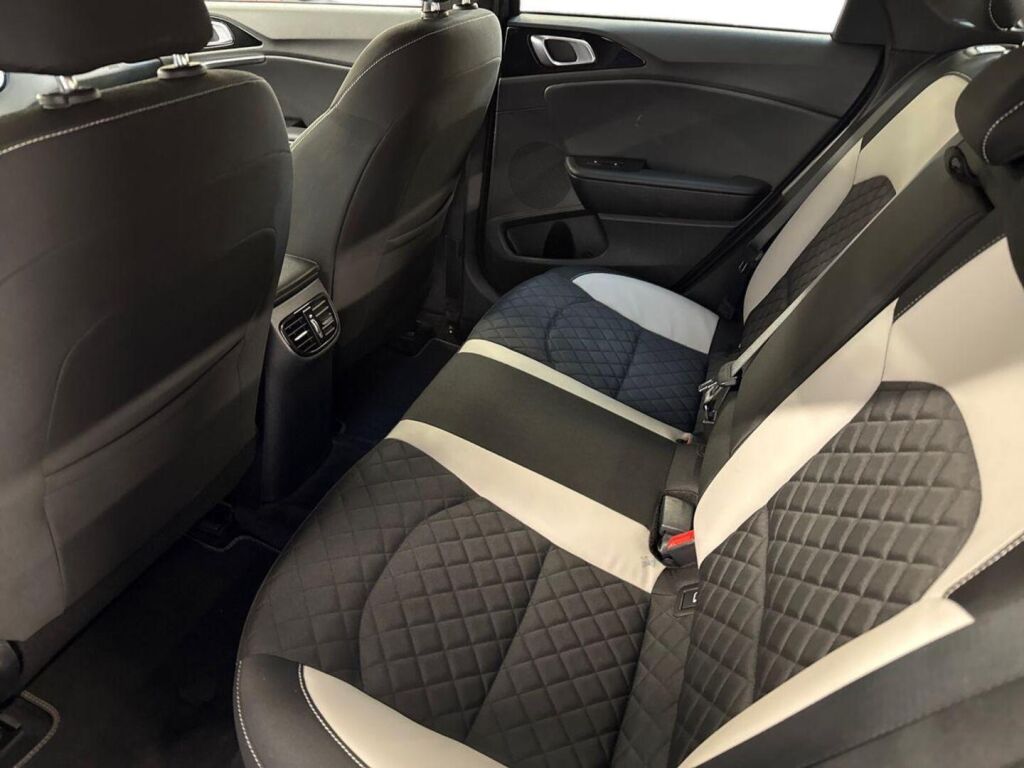Kia ProCeed 2021 Sininen