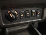 Nissan Navara 2009 Harmaa