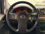 Nissan Navara 2009 Harmaa
