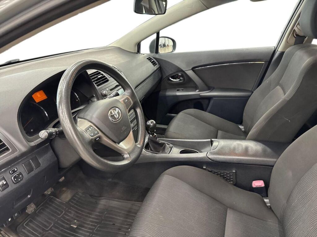 Toyota Avensis 2009 Harmaa