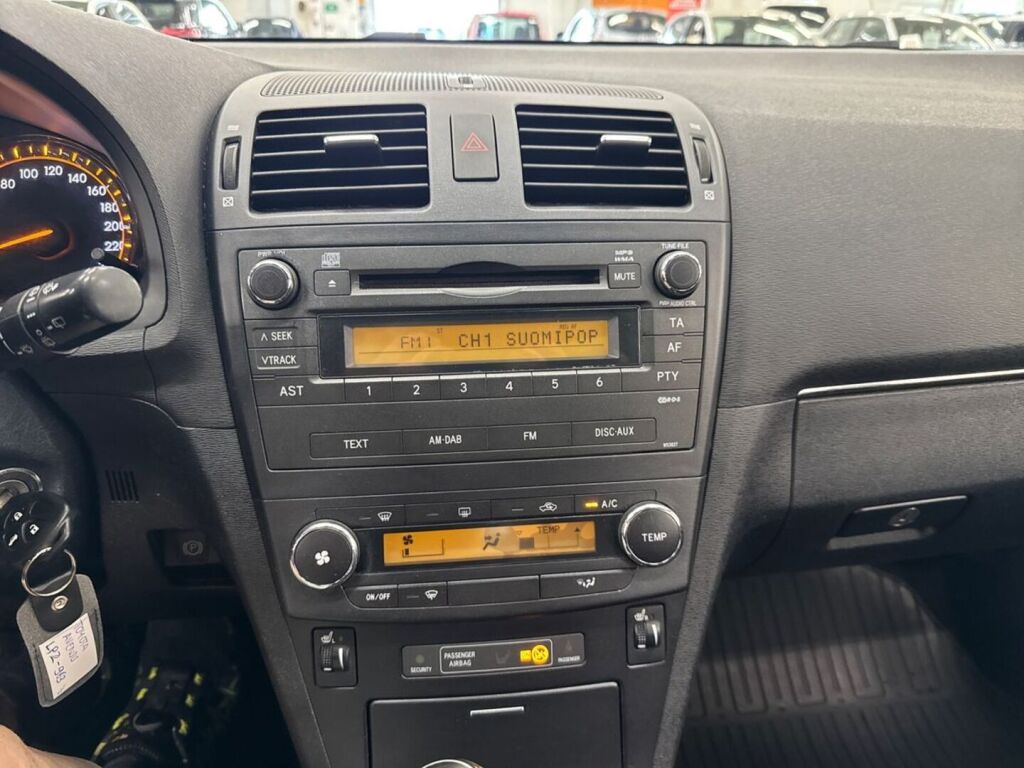 Toyota Avensis 2009 Harmaa