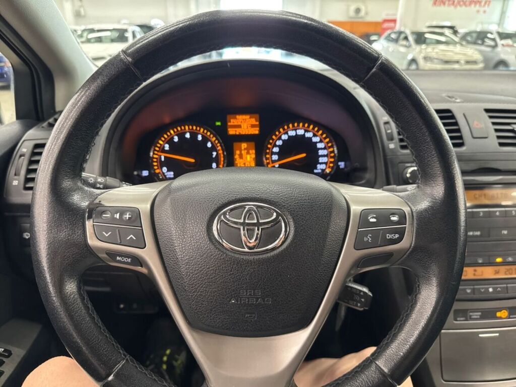 Toyota Avensis 2009 Harmaa