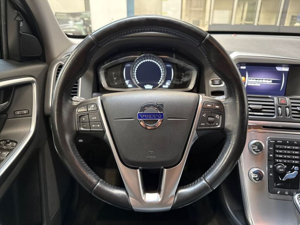 Volvo XC60 2017 Valkoinen