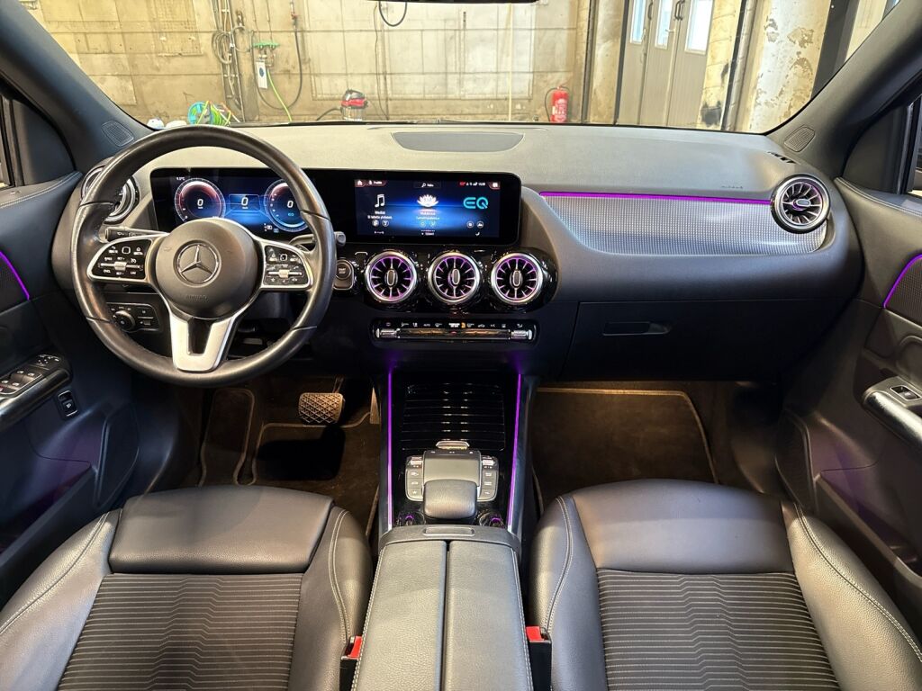 Mercedes-Benz EQA 2022 Musta