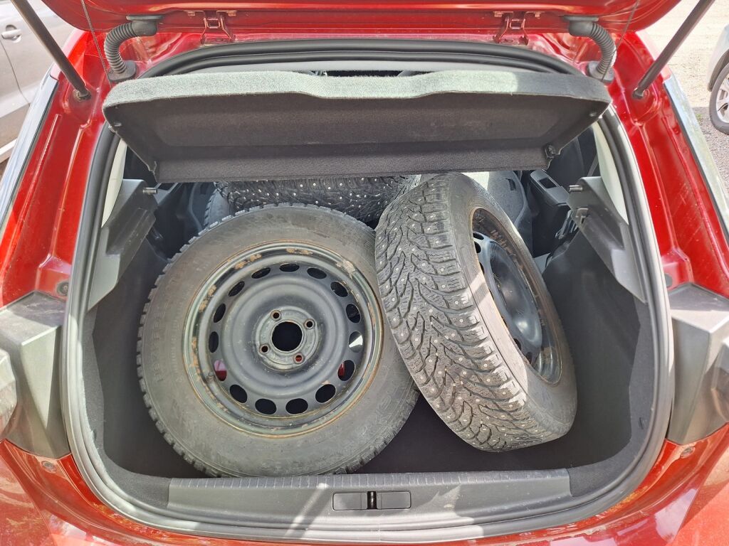 Opel Corsa 2021 Punainen