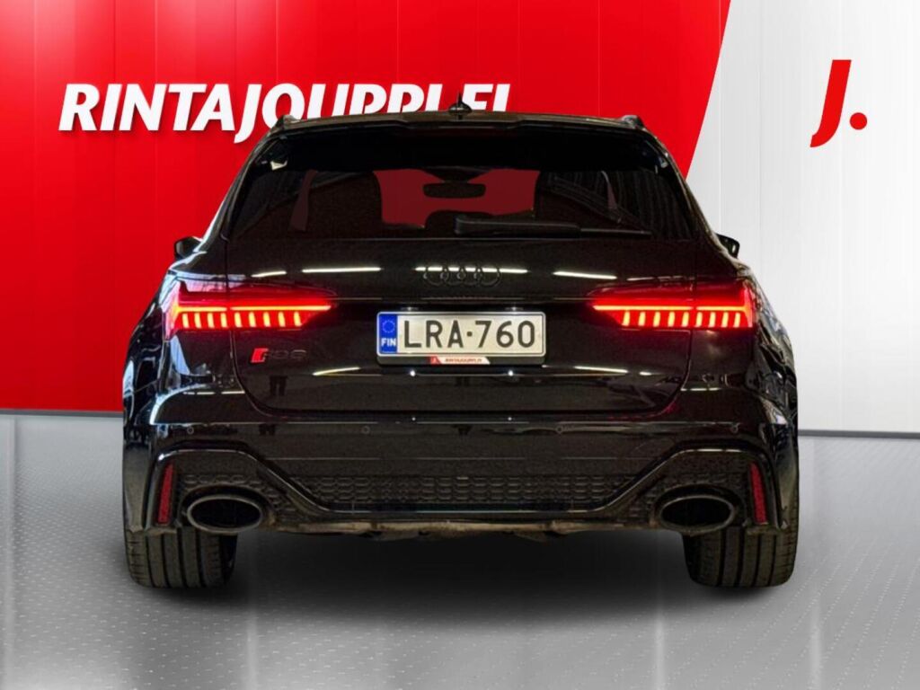 Audi RS6 2020 Musta