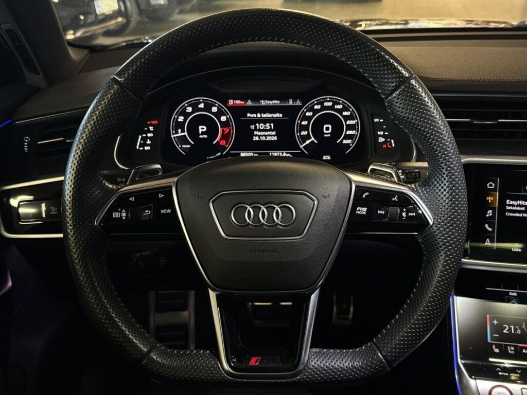 Audi RS6 2020 Musta