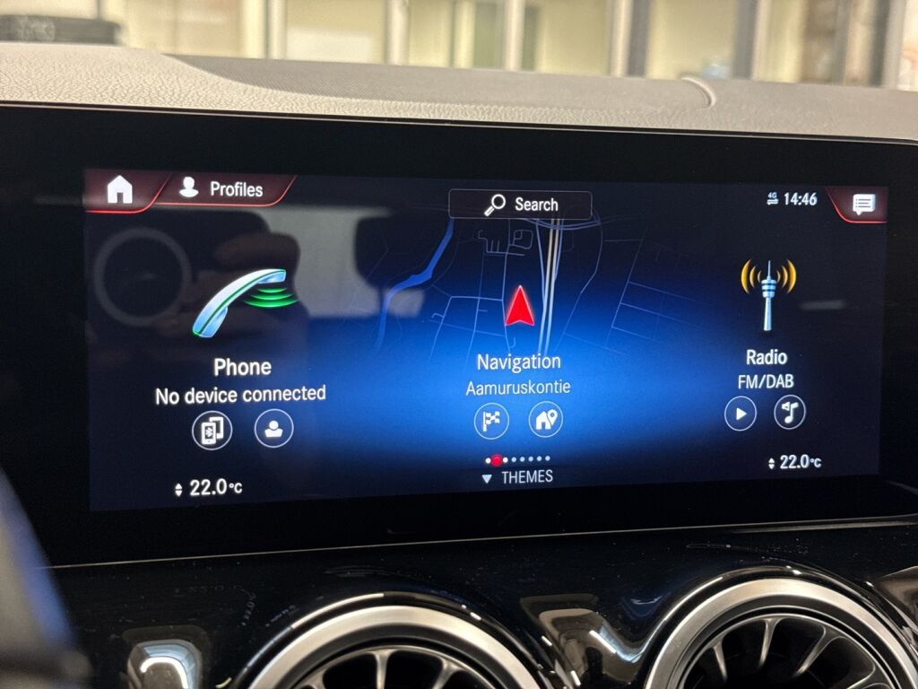 Mercedes-Benz EQA 2022 Valkoinen