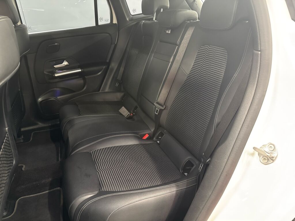 Mercedes-Benz EQA 2022 Valkoinen