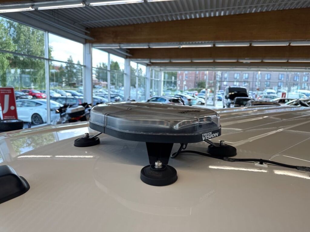 Volkswagen Transporter 2021 Valkoinen