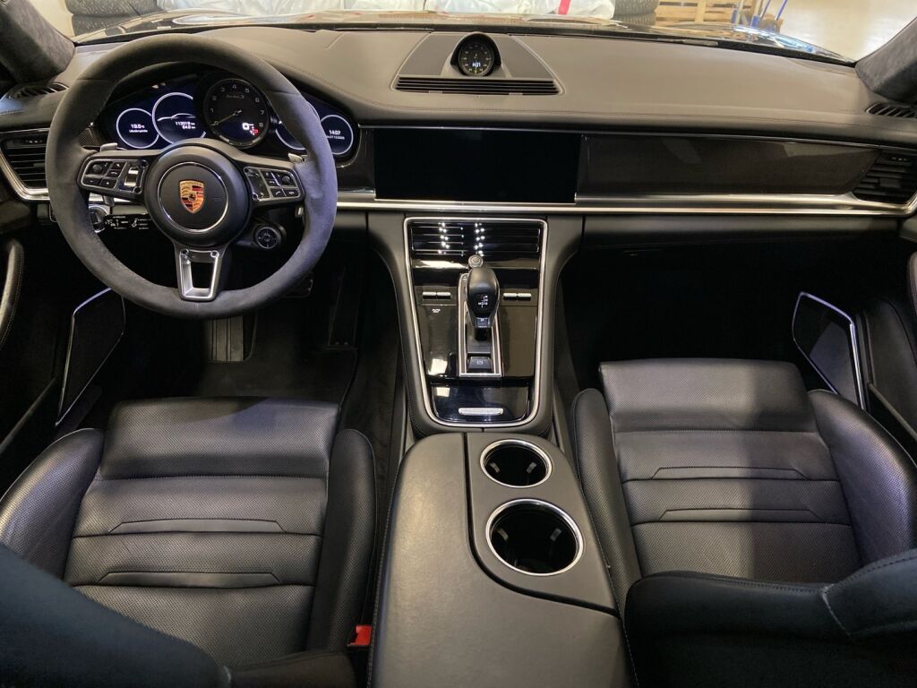 Porsche Panamera 2020 Harmaa