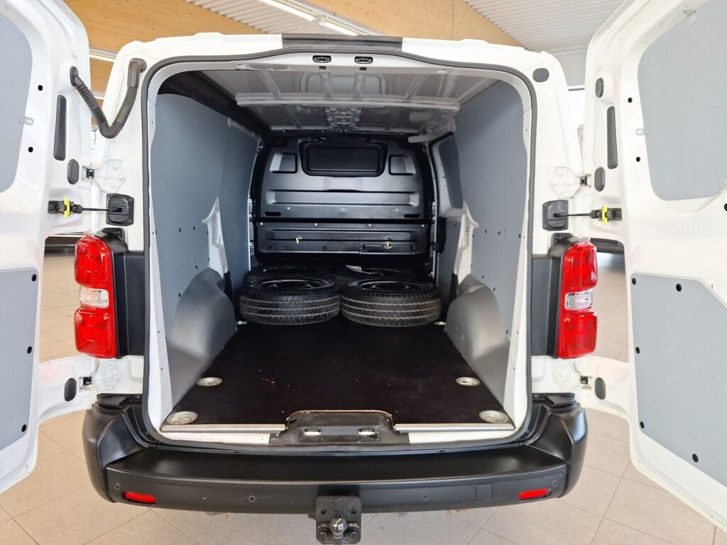 Opel Vivaro 2021 Valkoinen