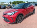 Toyota C-HR 2022 Punainen
