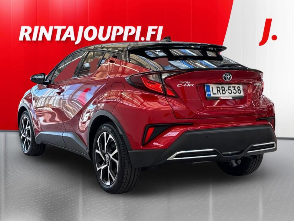 Toyota C-HR 2022 Punainen
