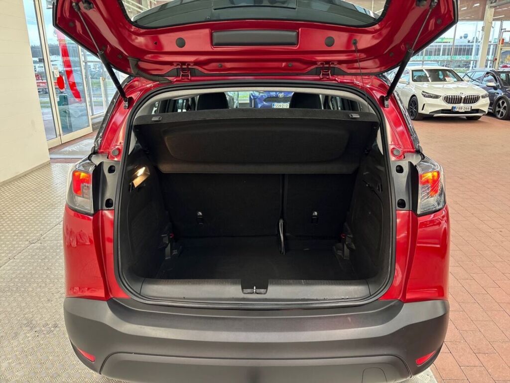 Opel Crossland 2021 Punainen