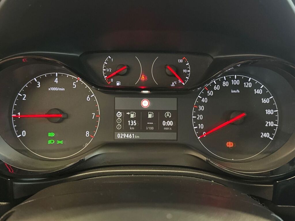 Opel Corsa 2021 Valkoinen