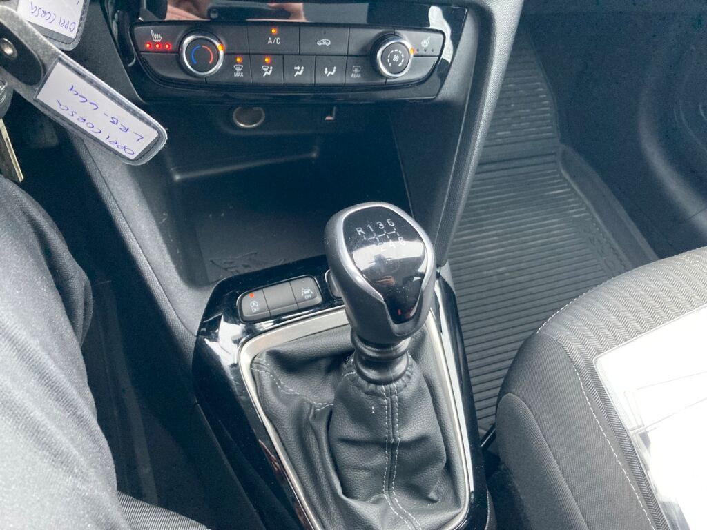 Opel Corsa 2021 Valkoinen