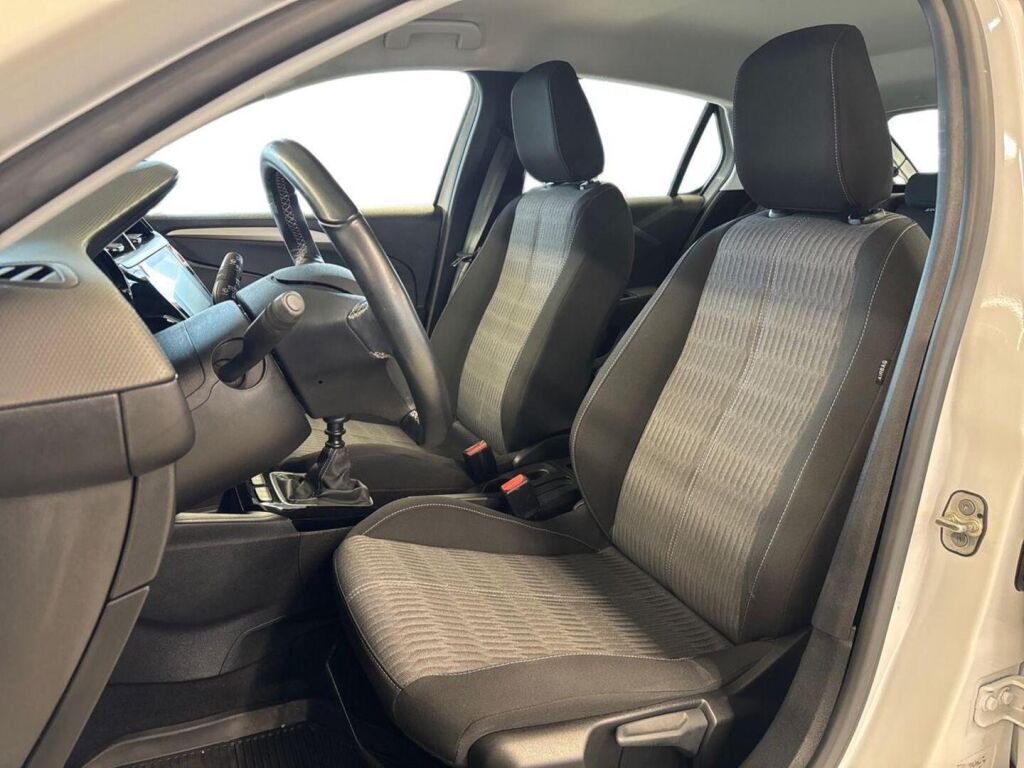 Opel Corsa 2021 Valkoinen