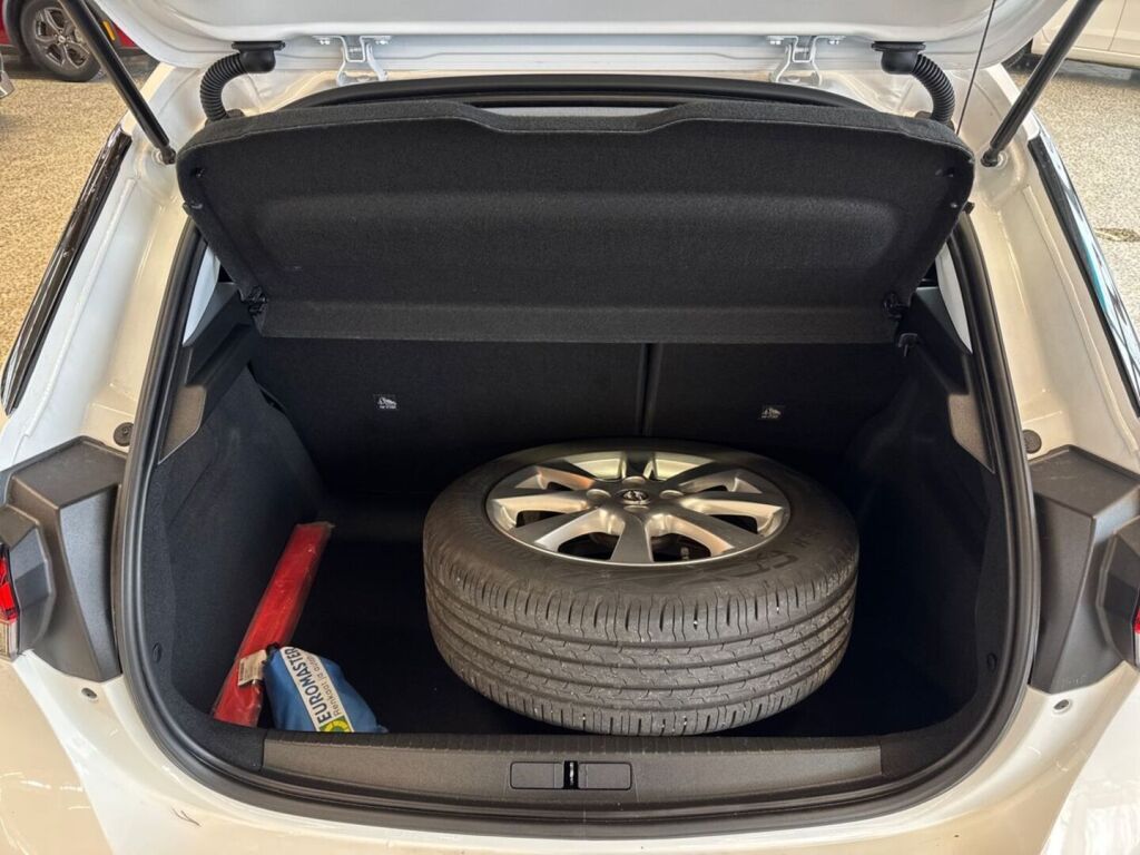 Opel Corsa 2021 Valkoinen